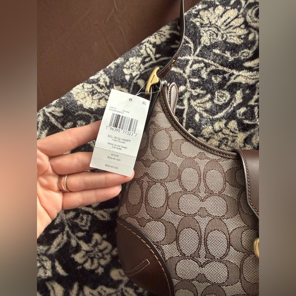 NEW Coach Hamptons signature jaquard hobo bag in maple - Picture 4 of 10